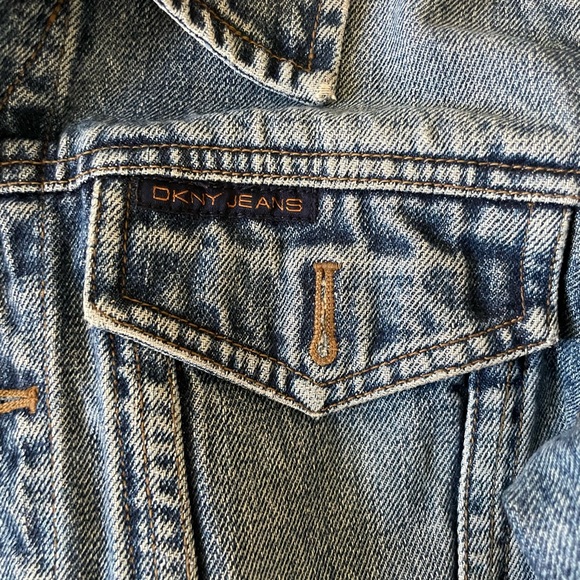 DKNY Denim Trucker Jacket Size M - Picture 10 of 10